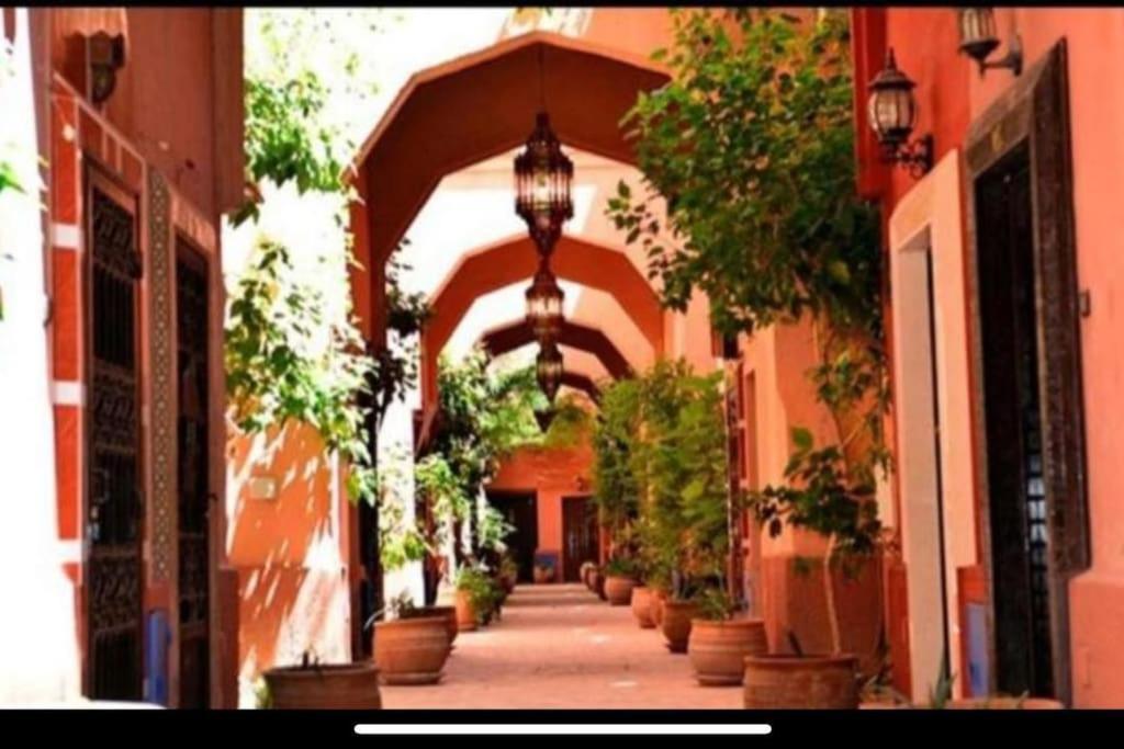 Riad Nolya Luxury Marrakech - Totalement Renove - Capacite Jusqu A 10 Lits Spacieux มาร์ราเกช ภายนอก รูปภาพ